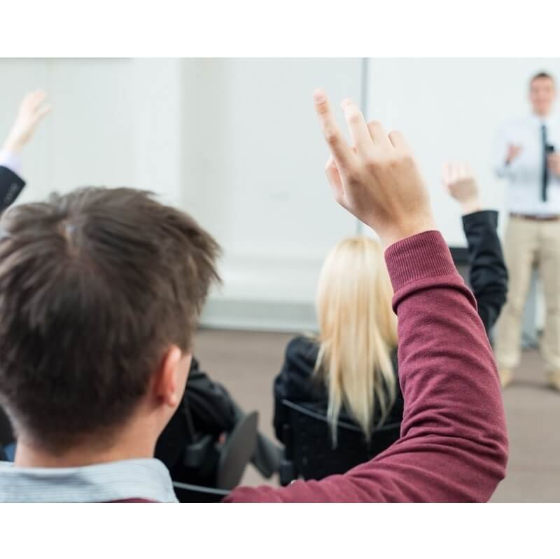 Mijn werknemer wil een cursus volgen. Ben ik verplicht om alles te vergoeden op basis van de nieuwe wet die per 1 augustus is ingegaan?